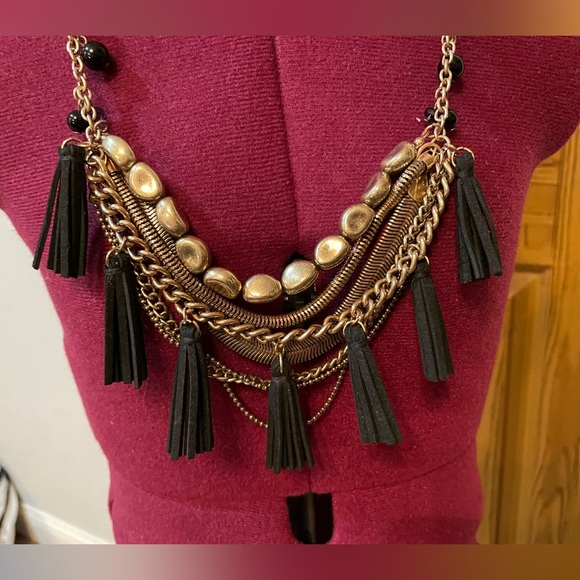 Vobi’s Necklace and Earring Set - Picture 2 of 6